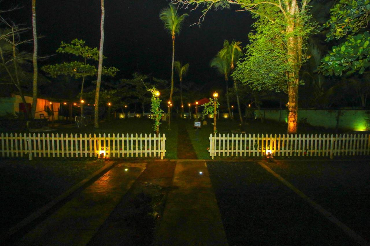 Hotel Nawathana Matara Kültér fotó
